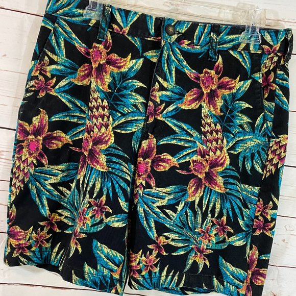 George Black Multicolor Floral Print Bermuda Shorts NWOT Women's Size 32 Small - Picture 4 of 12